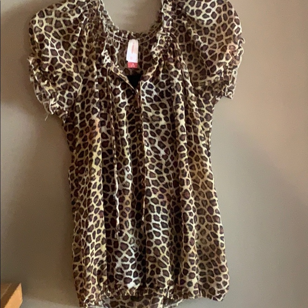 No boundaries leopard print blouse or top in med